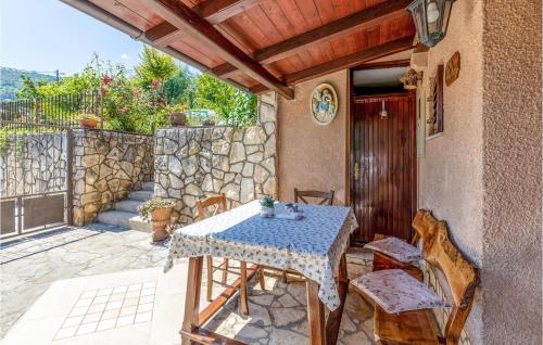 1 Bedroom Stunning Apartment In Lovran
