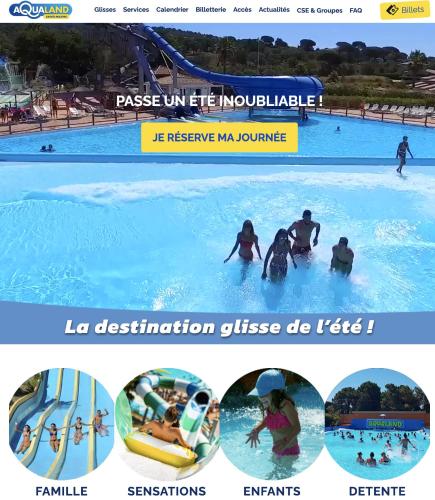un collage de photos de personnes dans une piscine dans l'établissement Villa 6 pers à 30m de la mer, à Sainte-Maxime