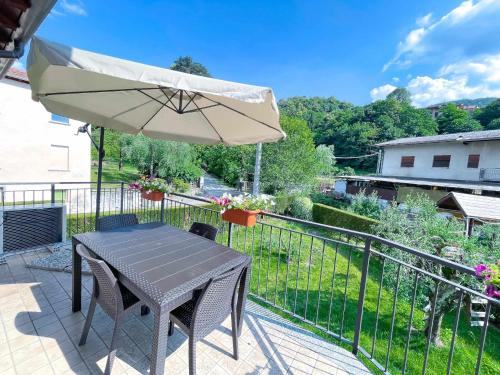 Foto dalla galleria di La Spiaggia Apartment a Bellagio