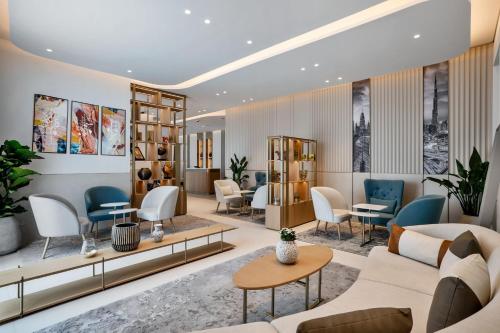 Residence Inn by Marriott Sheikh Zayed Road, Dubai Image