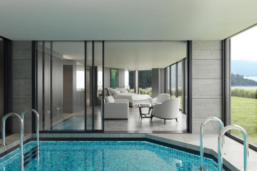 Bazén v ubytování Le Meridien Bodrum Beach Resort nebo v jeho okolí