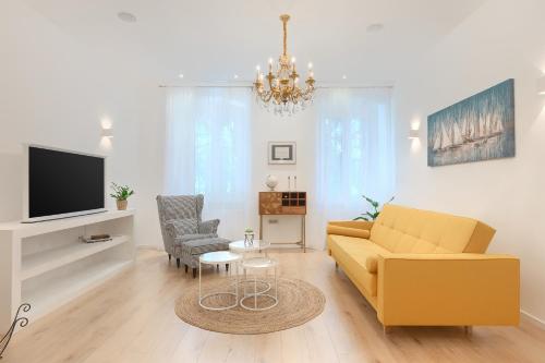 Calafati Apartment with private parking