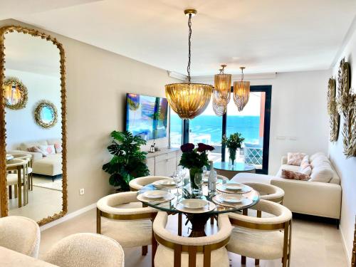 Magnificent 3 Bedroom Penthouse