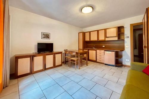 Кухня или мини-кухня в Elga Residence - Relax in Alta Valtellina - Bormio
