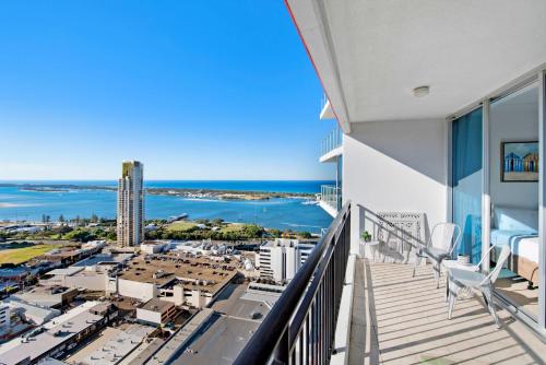 Fotografija v galeriji nastanitve Ocean Views Apartment in Southport Central v mestu Gold Coast