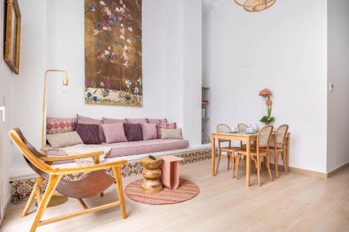 Pop art historia de Conde Negro con patio privado