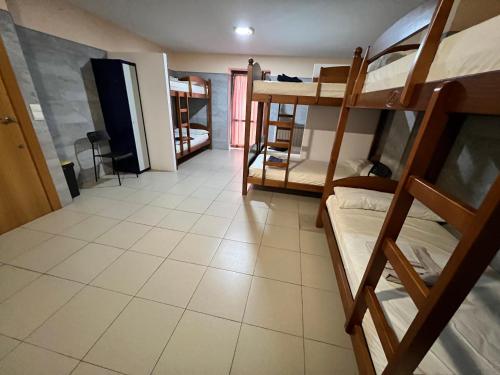 Galería fotográfica de -- Albergue Casa Mariela -- Solo Peregrinos con Credenciales en Torres del Río