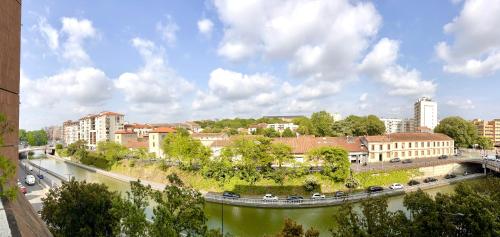 T2 parking/climatisation - proche Halles au grain photo 7