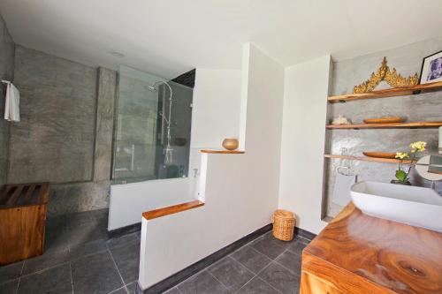 a bathroom with a shower and a sink at Villa Lawana - Bophut - Stylish Private Luxury Villa in Bophut