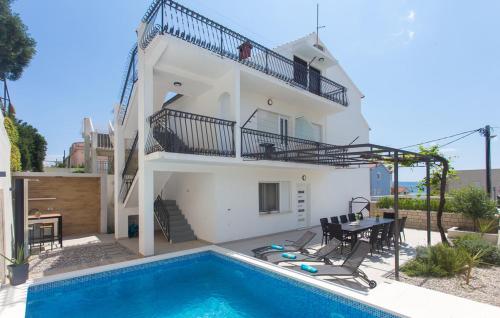 Villa Marante with heated private pool