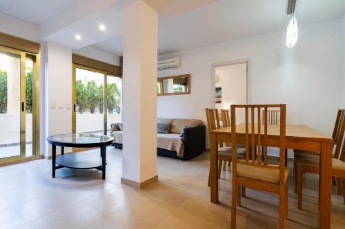Varios apartamentos Romana Playa Elviria