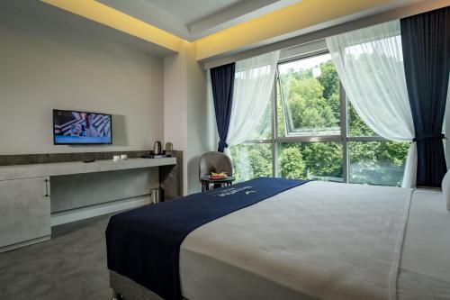 リゼにあるNewarise Hotelのギャラリーの写真