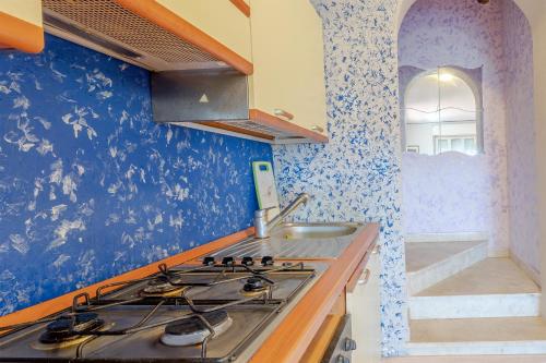 Zdjęcie z galerii obiektu Casavacanza con piscina e veranda w Auguście