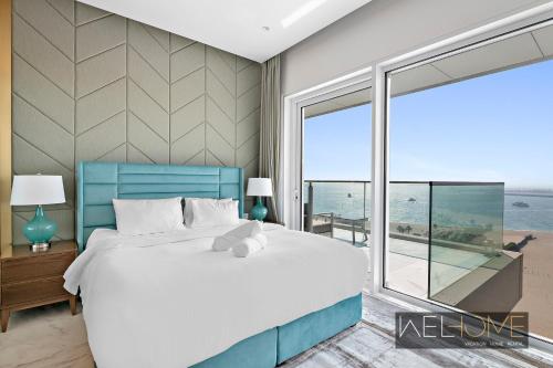 WelHome – Luxe Apt With Dazzling Views Steps From The Beach