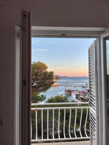 Apartments Mustel Drage - Adults Only