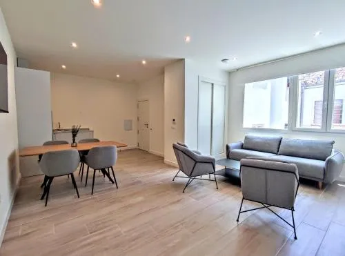 Duque Boutique Stay by ELE Apartments photo 18