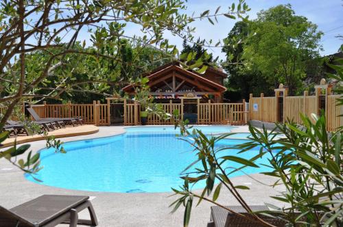 Gallery image of Camping de l'Arche in Lanas