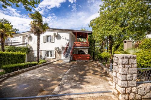 Apartments Danica by EL-PI TOURS