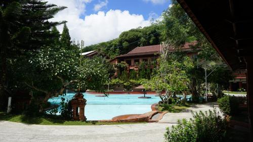 Kolam renang di atau di dekat Jawa Dwipa Heritage Resort