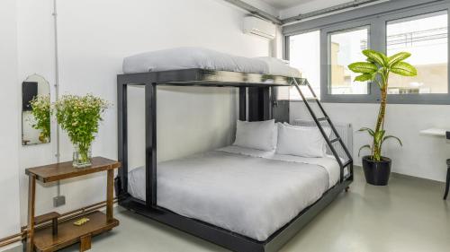 Monastiraki Factory CityCenter- Unspoiled Athens Apartments