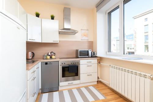 Η κουζίνα ή μικρή κουζίνα στο Kaubamaja Apartment