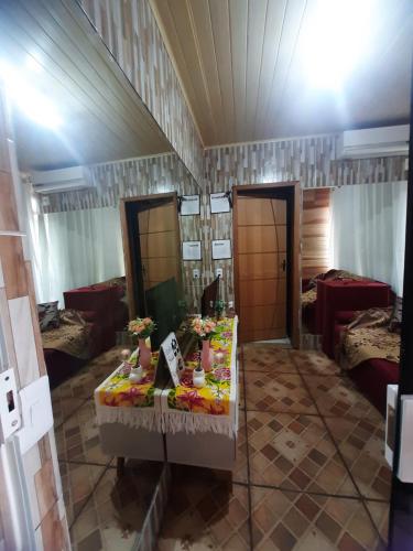 Gallery image of Quarto Em casa Foz do Iguaçu azulão 626 in Espinheiros