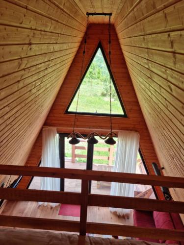 Foto sihtkohas Tvishi asuva majutusasutuse Cottage Tvishi galeriist