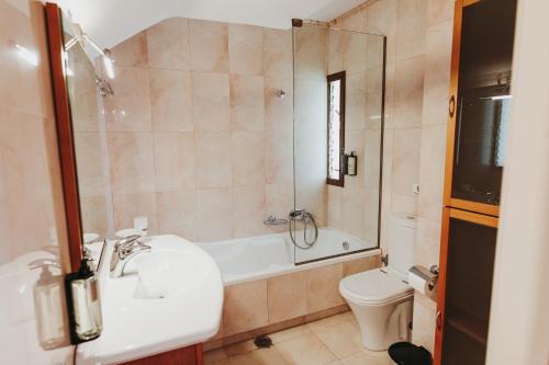 Gallery image of Carmel Villas in Drymon