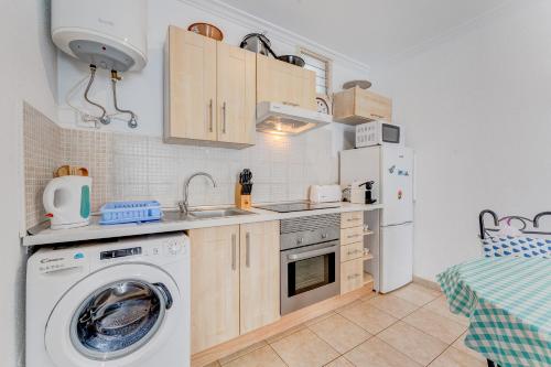Los Cristianos apartamento con Terraza Piscina WIFI