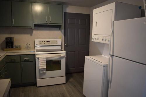 Una cocina o zona de cocina en Hermosa y cómoda casa