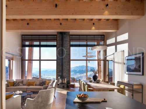 Gallery image of Chalet au pied des pistes avec espace détente et home cinéma, 6 chambres, 14 pers - FR-1-686-29 in Arc 1800