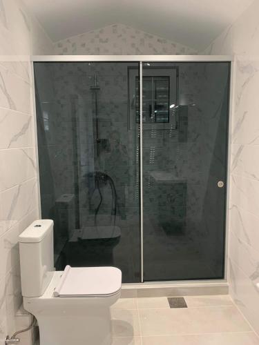 Bilik mandi di Moulinos Loft