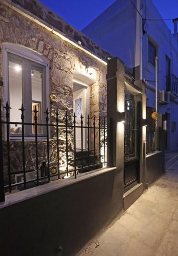 Stones By Syros Bnb