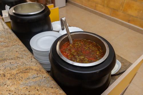 a pot of chili sitting on top of a counter at Arzni Health Resort in Arzni