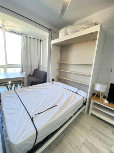 Studio avec Piscine et Parking