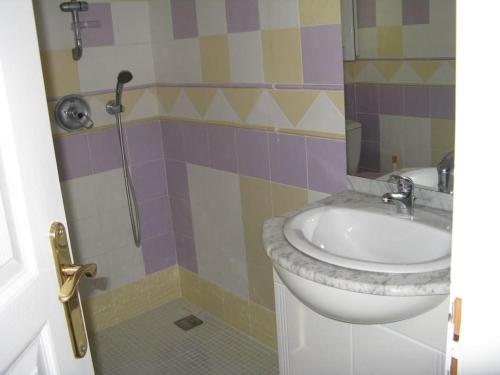 Photo de la galerie de l'établissement T1 MEZZANINE COTE D AZUR, à Fréjus