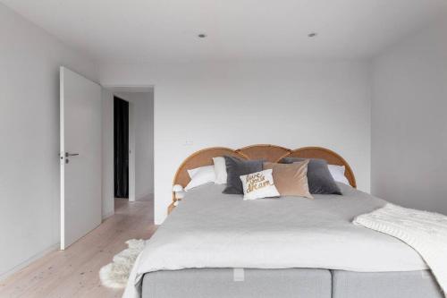 Curated visual reference: Visual Reference: Swedish Elegance Luxury Home Stockholm Updated Prices 2026
