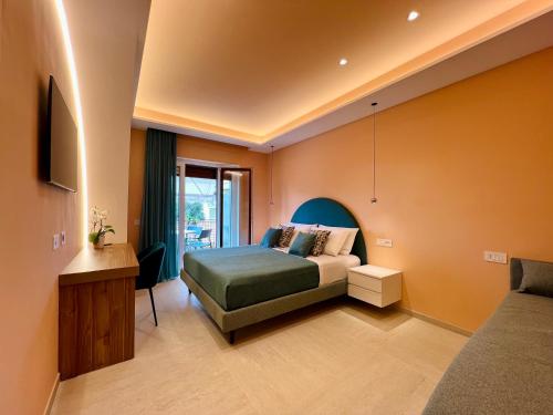 Postel nebo postele na pokoji v ubytování YourHome - Lucrezia Suites