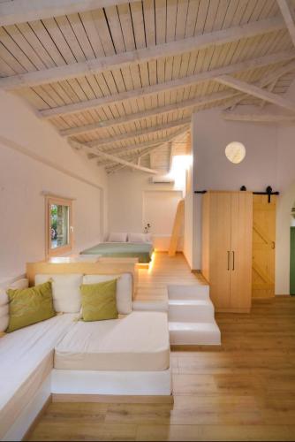 Kladi House renovated 2023