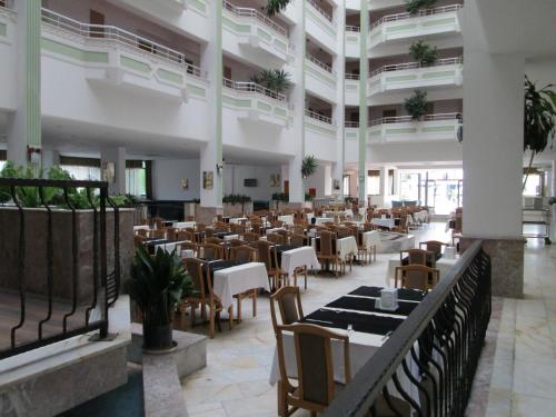 Fotografie z fotogalerie ubytování SUNSHİNE OTEL v destinaci Kestel