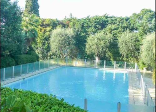 Magnifique 2p vue panoramique piscine grande terrasse pk