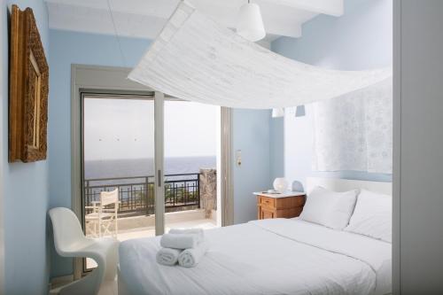 Foto Seaside Home Crete - Dream Oceanfront Getaway 5