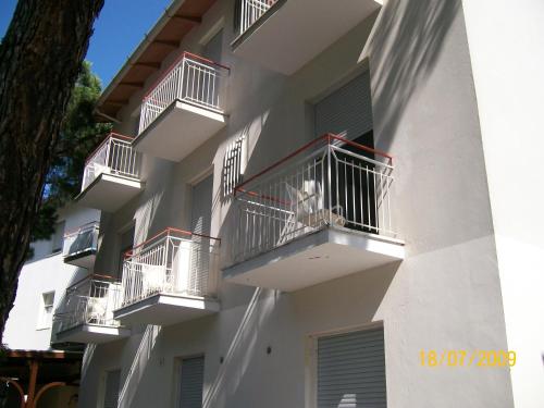 A balcony or terrace at Hotel Villa Alberta B&B