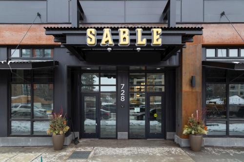Sable 27 - One Bedroom – Photos 2