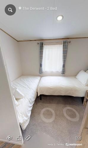 Gambar di galeri bagi Emma's Pad at Hoburne Naish - New Forest - Wheel chair Accessible with wetroom and ramp di Highcliffe