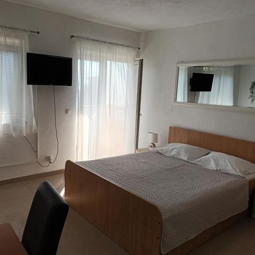 Apartments Monika Omiš