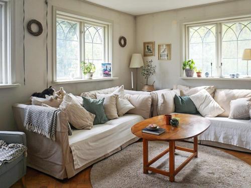 Ruang duduk di 7 person holiday home in Djursholm-By Traum