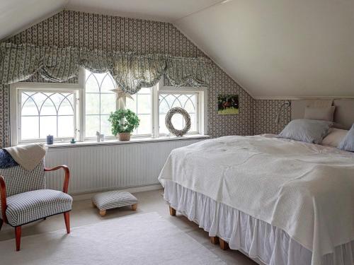Кровать или кровати в номере Holiday home Djursholm
