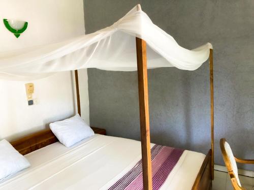 Gallery image of Hotel Bel Azur Grand-Popo in Nicouécodji