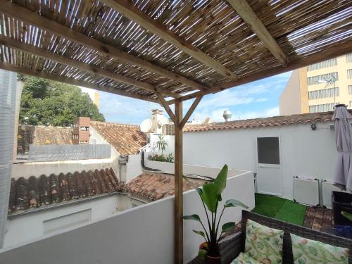 Historic Center private Terrace and Parking Option